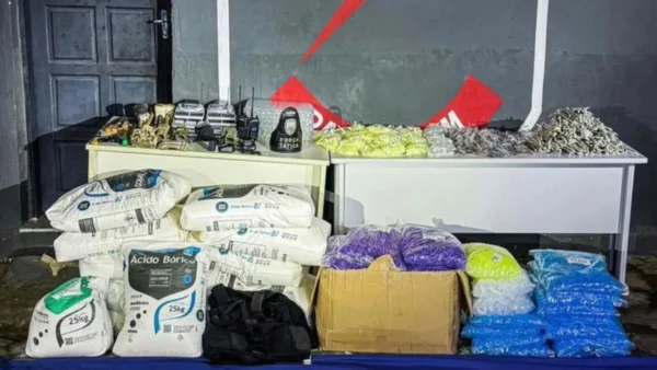 Material apreendido durante acao da pm em flexal ii cariacica 2965598 article