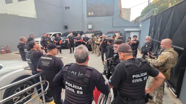 Operacao da policia civil mira suspeitos de matar jovem em vila velha 2976917 article