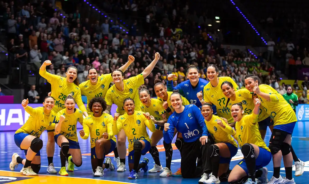 Brasil 41 x 20 estreial mundial handebol feminino 2025