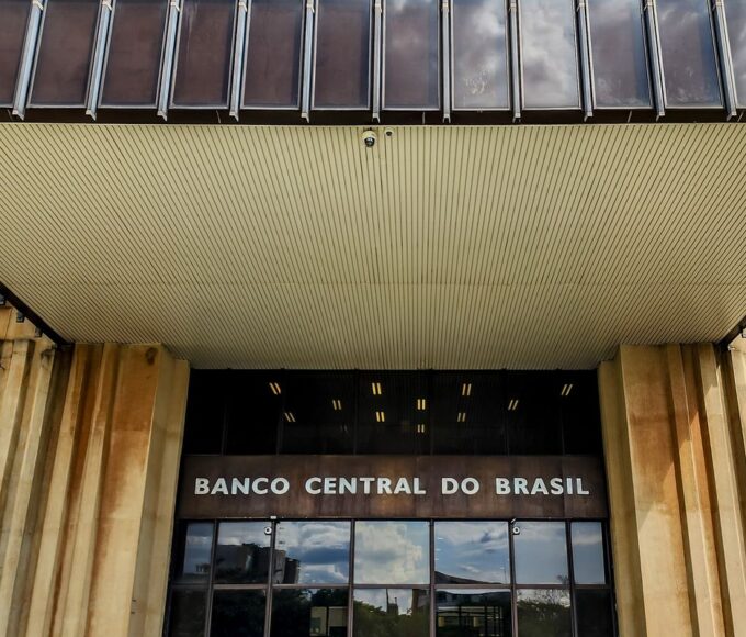 BC mantém juros básicos em 15% ao ano pela quarta vez seguida