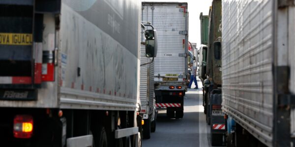 CMN regulamenta linha de R$ 6 bi para financiamento de caminhões