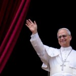 Em 1º sermão de Natal, papa lamenta condições dos palestinos em Gaza