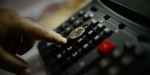 Governo Central registra déficit de R$ 20,2 bilhões em novembro