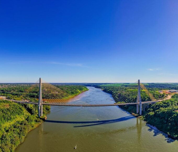 Inaugurada segunda ponte de ligação entre Brasil e Paraguai 