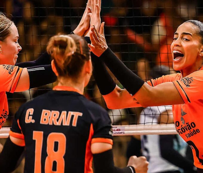 Osasco garante lugar no pódio do Mundial de Clubes feminino de vôlei
