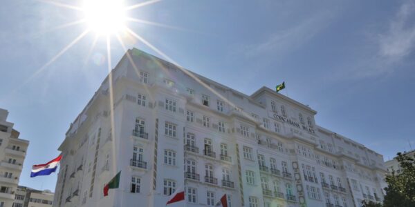 Padronização para horário de entrada e saída de hotéis começa a valer