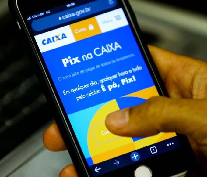 Pix bate recorde e supera 313 milhões de transações em um dia