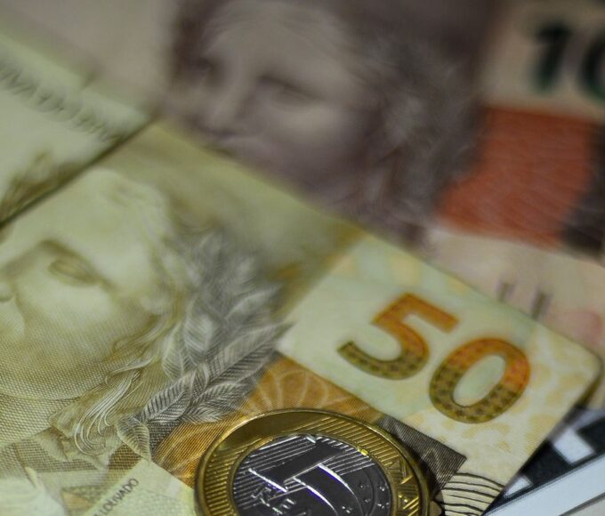 Tesouro paga R$ 1,05 bi em dívidas de estados e municípios em novembro