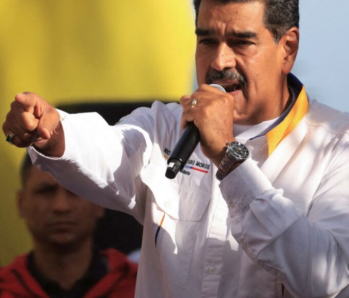 Venezuela chama de pirataria e roubo a apreensão de petroleiro por EUA