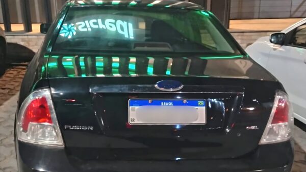 carro em que crianca de 4 anos foi resgatada 3055664 article