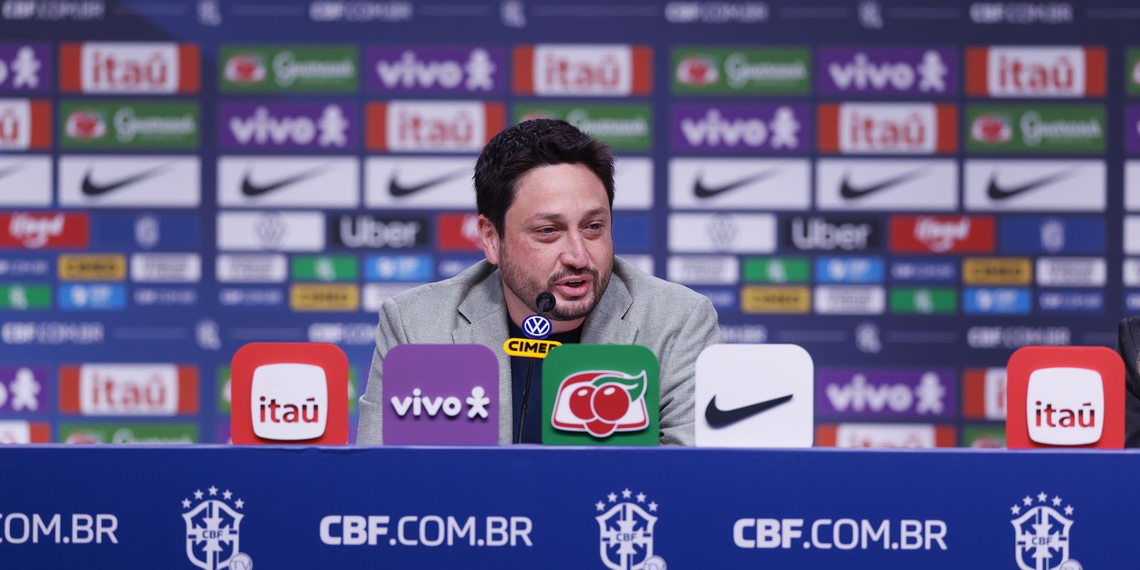 Arthur Elias convoca seleção feminina para primeiros amistosos do ano