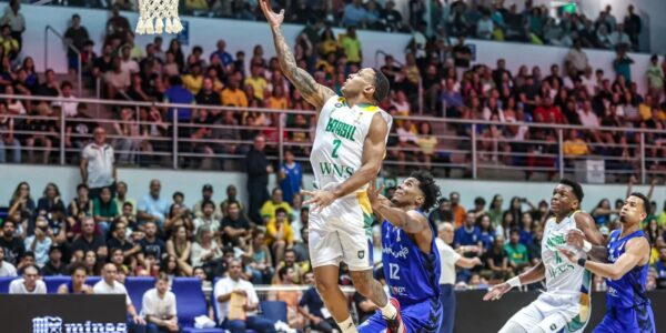 Brasil mantém 100% de aproveitamento nas Eliminatórias para a Copa