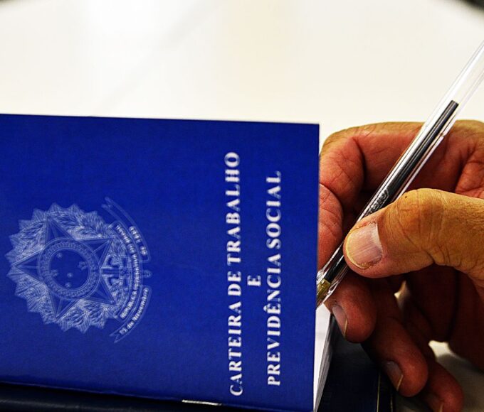 Dezenove estados e DF têm em 2025 o menor desemprego já registrado