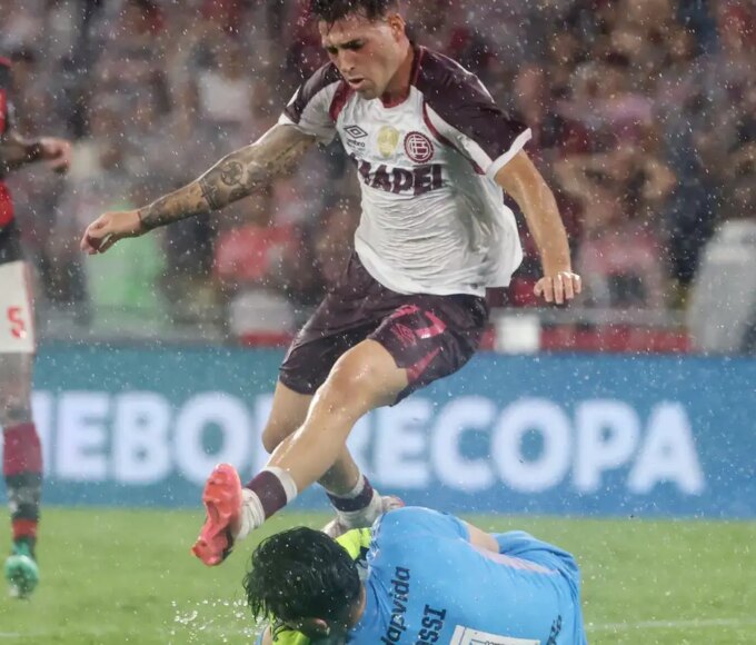 Flamengo luta, mas sucumbe diante do Lanús e perde título da Recopa