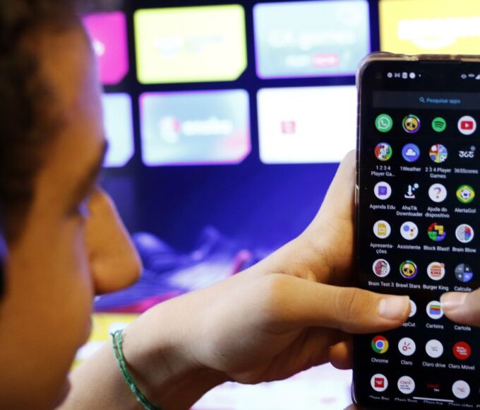 Governo derruba alta de imposto para smartphones e eletrônicos