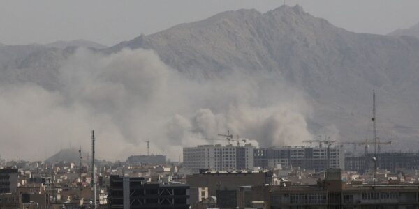 Japão, Rússia e União Europeia reagem a ataque conjunto ao Irã