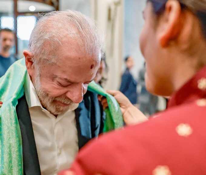 Lula chega à Índia e primeiro compromisso é cúpula sobre IA