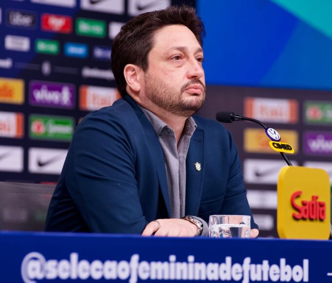 Arthur Elias convoca seleção feminina para a Fifa Series