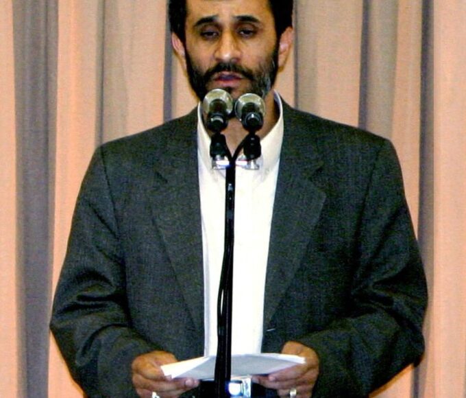 Bombardeio a Teerã mata ex-presidente iraniano Mahmoud Ahmadinejad