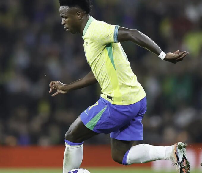 Brasil enfrenta França em fase final de preparação para Copa do Mundo