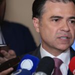 Diretor da Aneel critica Enel por tentar suspender processo