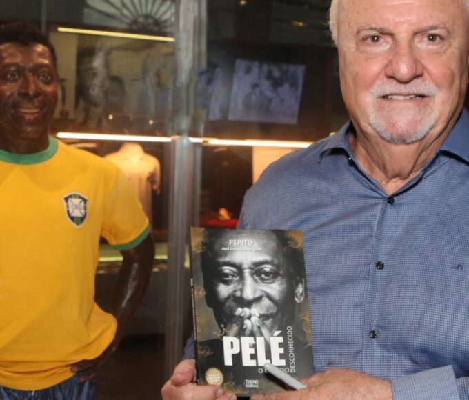 Em livro, melhor amigo afirma que “melhor Pelé” esteve fora de campo