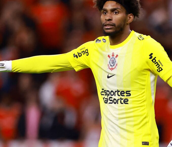 Goleiro Hugo Souza é convocado para a seleção após lesão de Alisson