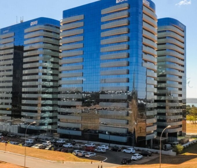 Ibaneis pede R$ 4 bilhões ao FGC para socorrer Banco de Brasília