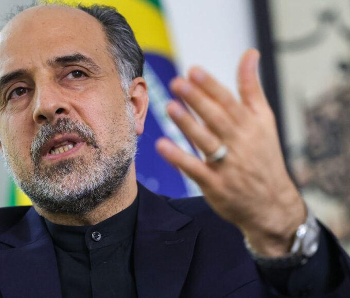 Ilusão de negociação entre EUA e Irã virou piada, diz embaixador