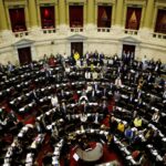 Justiça argentina barra trechos da reforma trabalhista de Milei