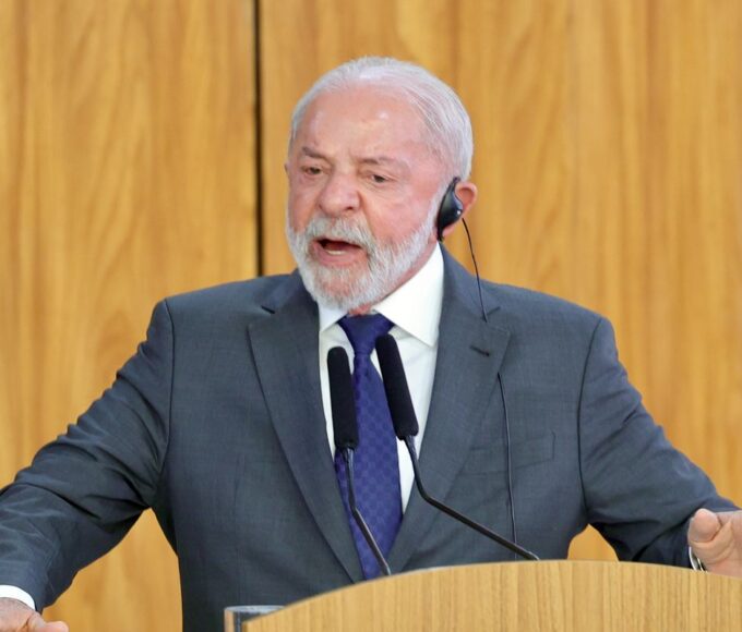 Lula cancela ida ao Chile e chanceler representará Brasil em posse