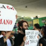 Oito em cada 10 brasileiros de até 40 anos defendem fim da escala 6x1