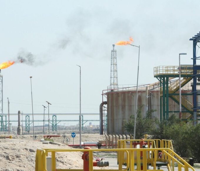 Pressão econômica da resistência do Irã força novo recuo dos EUA