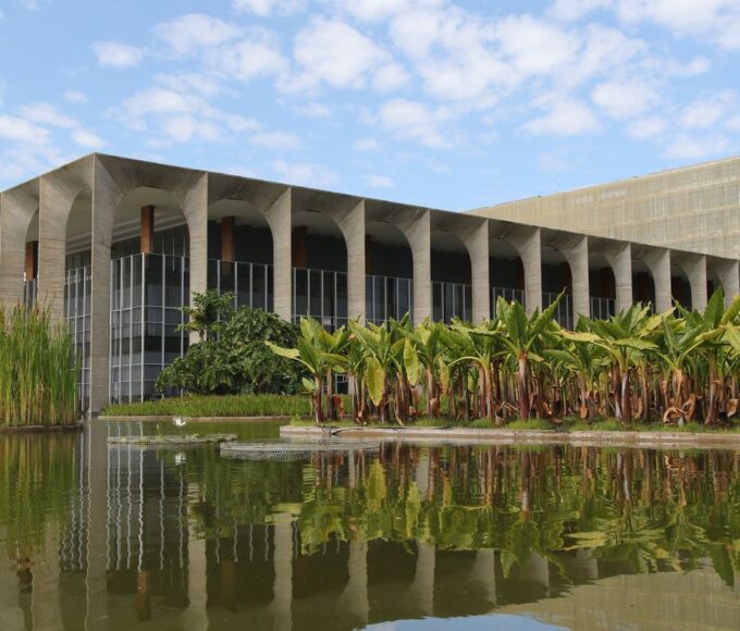 Psicóloga brasileira some na Inglaterra; Itamaraty acompanha o caso