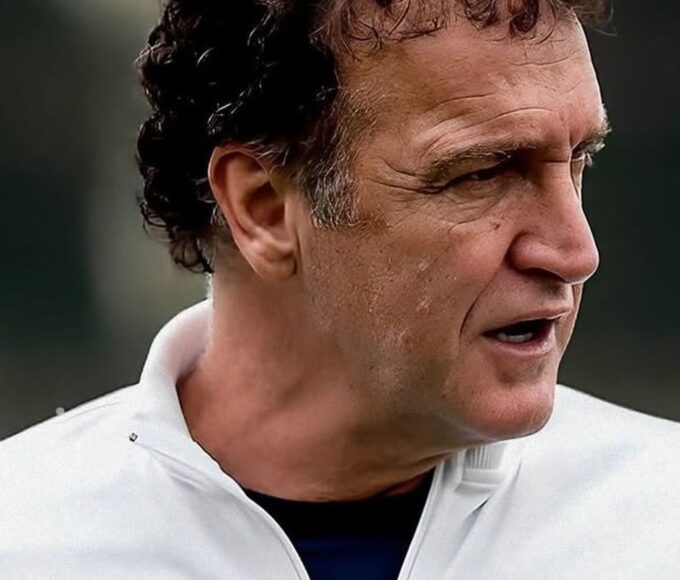 Santos anuncia Cuca como novo técnico, horas após demitir Vojvoda