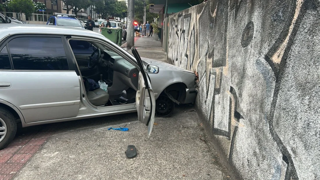 Dupla rouba carro em Vila Velha e acaba presa após perseguição em Jardim da Penha