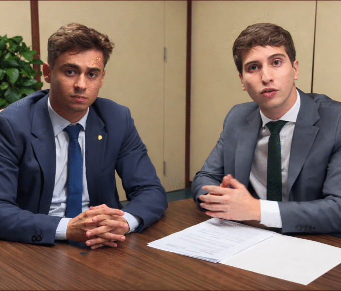 File 00000000d844720ea14426442f810524