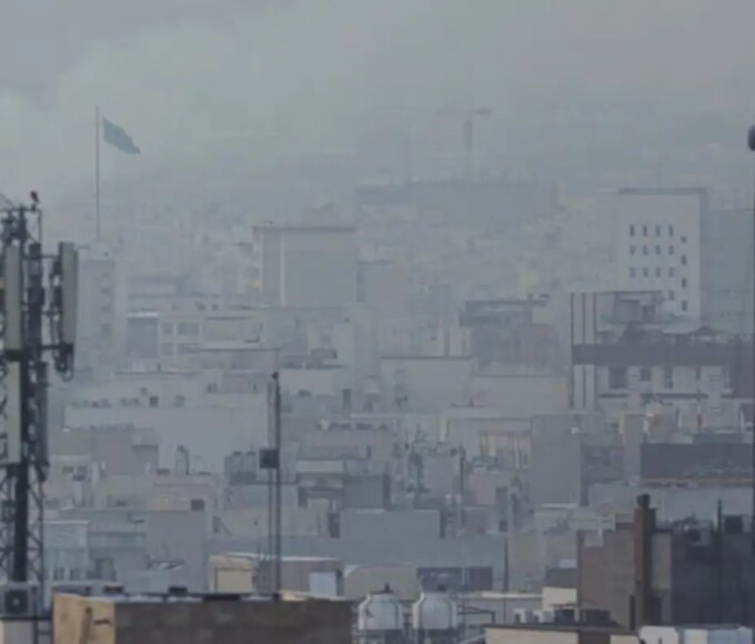 Aeronave dos EUA é abatida sobre Irã e piloto está desaparecido