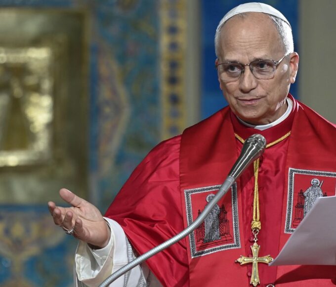 CNBB manifesta apoio ao Papa Leão XIV após críticas de Trump