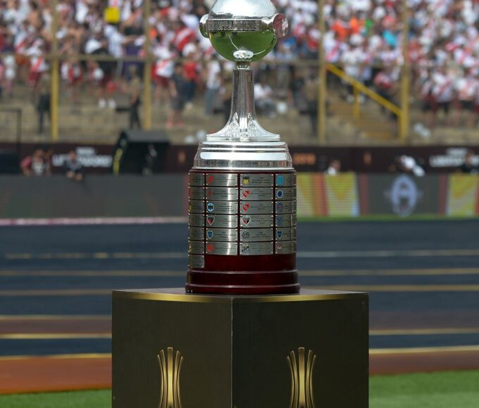 Copa Libertadores 2026 começa com seis brasileiros na disputa