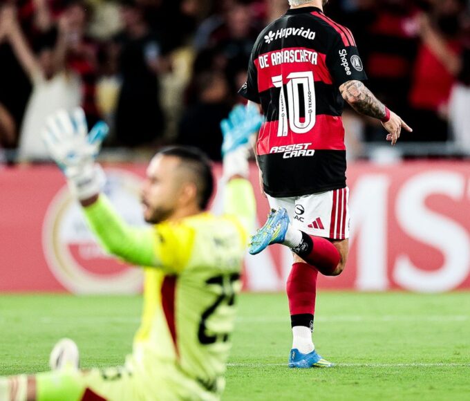 Flamengo goleia Independiente Medellín por 4 a 1 na Copa Libertadores