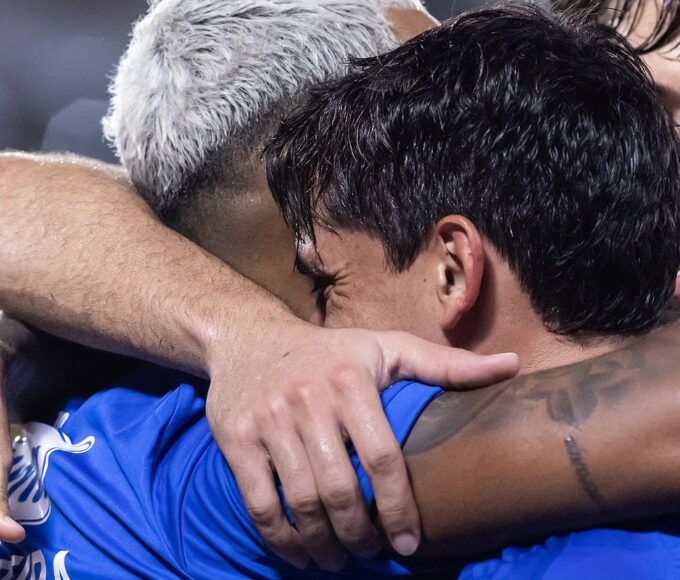 Matheus Pereira decide e Cruzeiro estreia da Libertadores com vitória