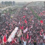 Multidões no Irã marcam 40º dia da morte do líder Supremo Khamenei