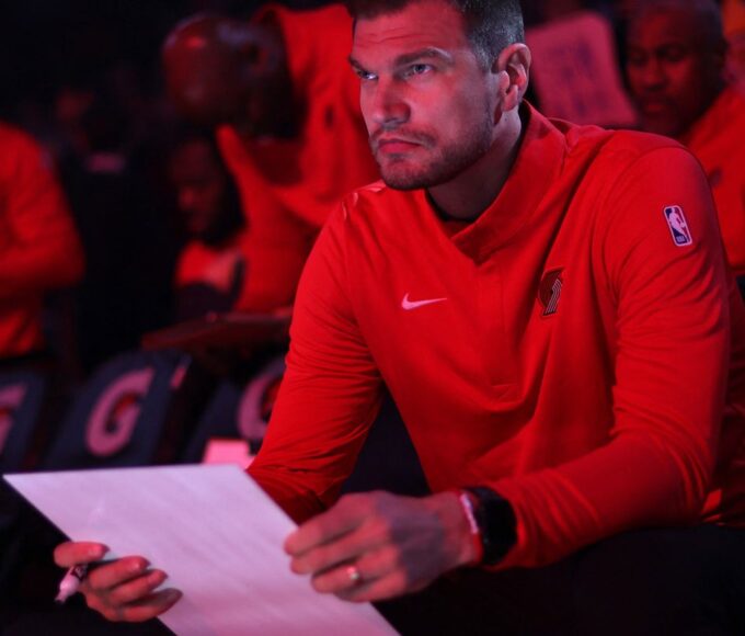 NBA: Tiago Splitter, do Portland, é 1º técnico brasileiro nos playoffs