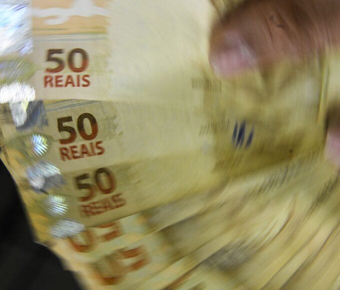 Poupança tem retirada líquida de R$ 11,1 bilhões em março