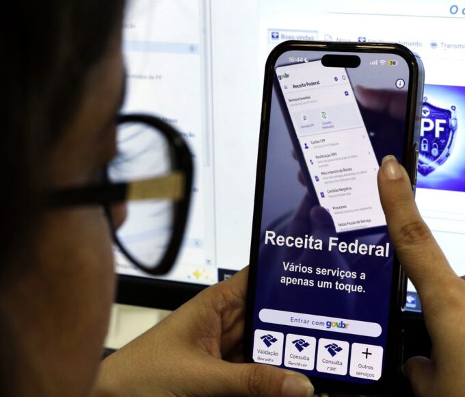 Receita recebe mais de 10 milhões de declarações do IR