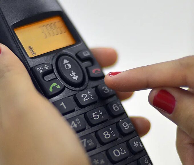 Serviço de telefonia fixa da operadora Oi é vendido por R$ 60 milhões