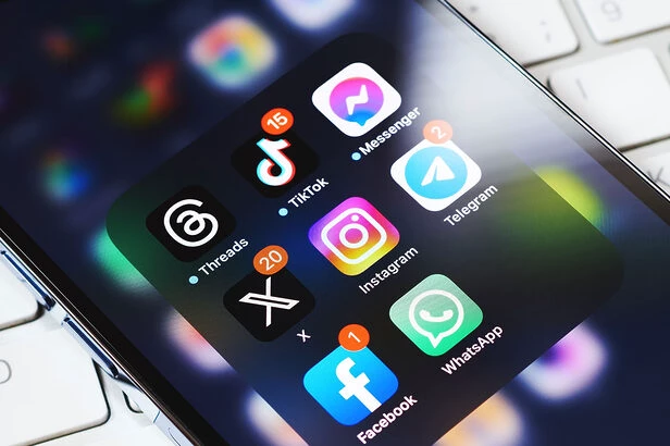 1280x852 social media cred viktollio shutterstock 2339442245 616x410 1