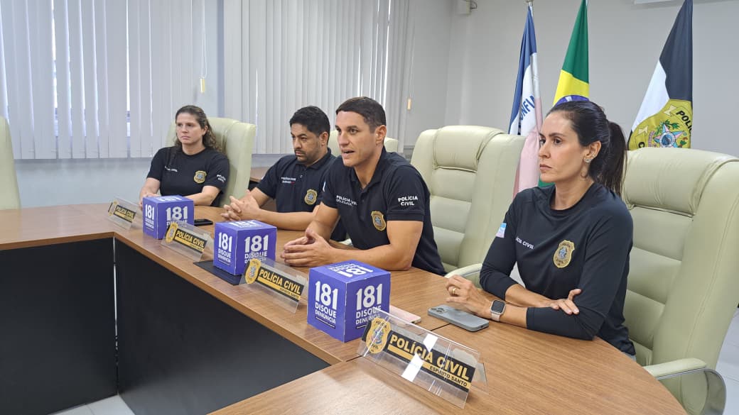 DHPM prende suspeito de matar mãe e filha a golpes de facão na Serra