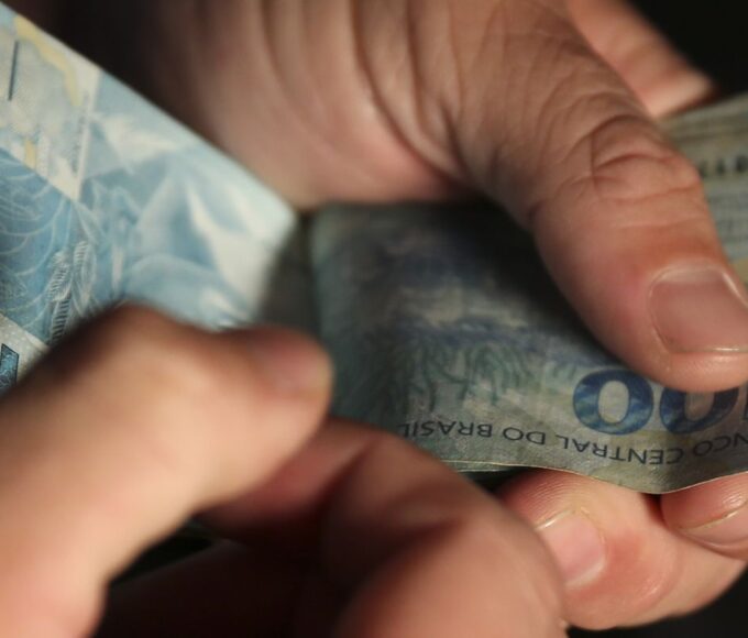 Desenrola Brasil: saiba como usar FGTS para pagar dívidas em atraso